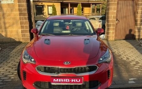 KIA Stinger I, 2019 год, 2 700 000 рублей, 1 фотография