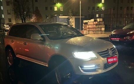 Volkswagen Touareg III, 2007 год, 1 050 000 рублей, 1 фотография