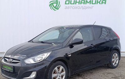 Hyundai Solaris II рестайлинг, 2012 год, 590 000 рублей, 1 фотография