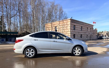 Hyundai Solaris II рестайлинг, 2013 год, 750 000 рублей, 8 фотография