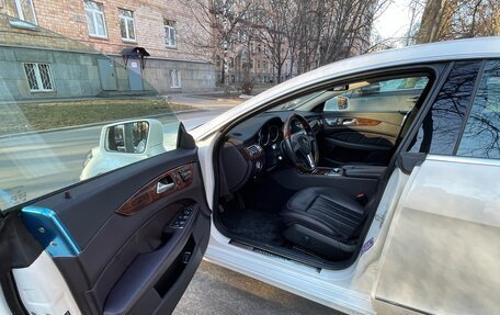 Mercedes-Benz CLS, 2012 год, 2 850 000 рублей, 13 фотография