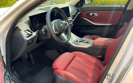 BMW 3 серия, 2023 год, 3 830 000 рублей, 10 фотография