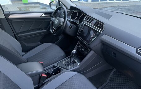 Volkswagen Tiguan II, 2020 год, 2 509 000 рублей, 10 фотография