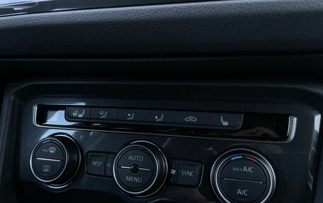 Volkswagen Tiguan II, 2020 год, 2 509 000 рублей, 15 фотография