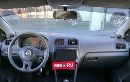 Volkswagen Polo VI (EU Market), 2013 год, 727 000 рублей, 11 фотография