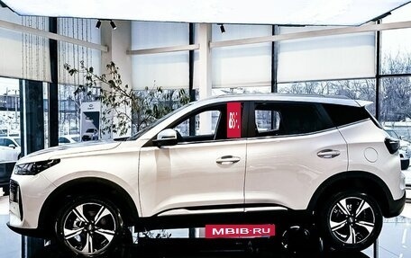 Chery Tiggo 4 I рестайлинг, 2025 год, 2 039 000 рублей, 7 фотография