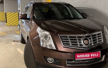 Cadillac SRX II рестайлинг, 2014 год, 2 100 000 рублей, 1 фотография