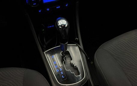 Hyundai Solaris II рестайлинг, 2012 год, 740 000 рублей, 13 фотография