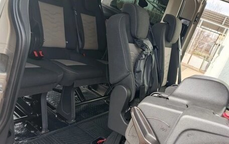 Ford Tourneo Custom I рестайлинг, 2017 год, 2 600 000 рублей, 1 фотография