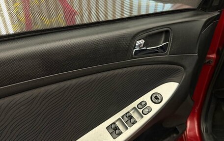 Hyundai Solaris II рестайлинг, 2012 год, 740 000 рублей, 15 фотография