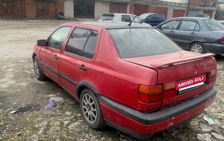 Volkswagen Vento, 1993 год, 70 000 рублей, 3 фотография