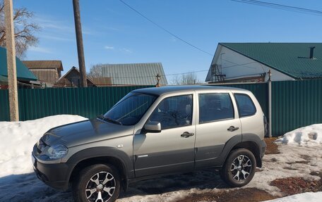 Chevrolet Niva I рестайлинг, 2011 год, 480 000 рублей, 4 фотография