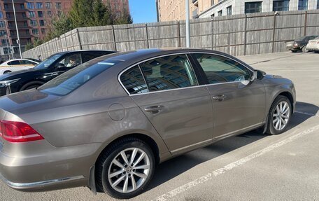 Volkswagen Passat B7, 2012 год, 815 000 рублей, 3 фотография