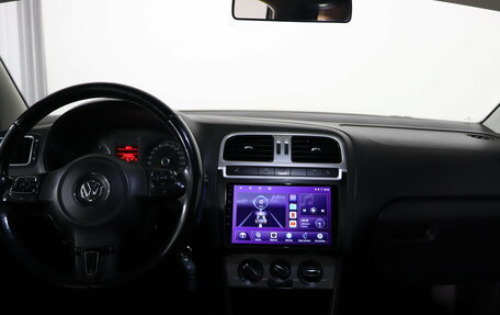 Volkswagen Polo VI (EU Market), 2013 год, 799 990 рублей, 13 фотография