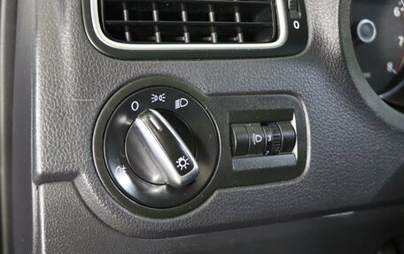 Volkswagen Polo VI (EU Market), 2013 год, 799 990 рублей, 16 фотография