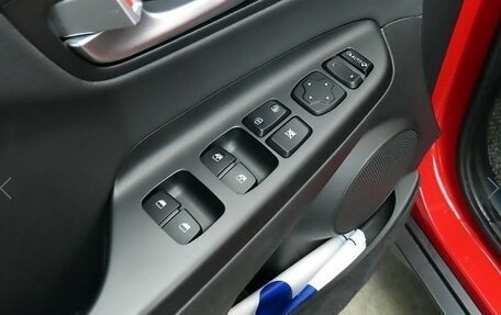 Hyundai Kona I, 2023 год, 2 400 000 рублей, 13 фотография