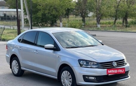 Volkswagen Polo VI (EU Market), 2015 год, 1 200 000 рублей, 2 фотография