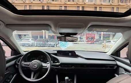 Mazda 3, 2022 год, 1 960 000 рублей, 12 фотография