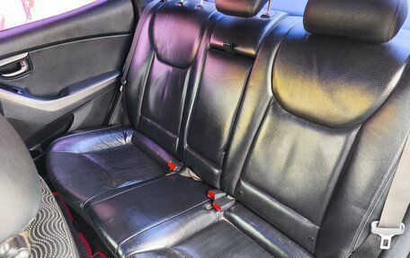 Hyundai Avante, 2011 год, 700 000 рублей, 8 фотография