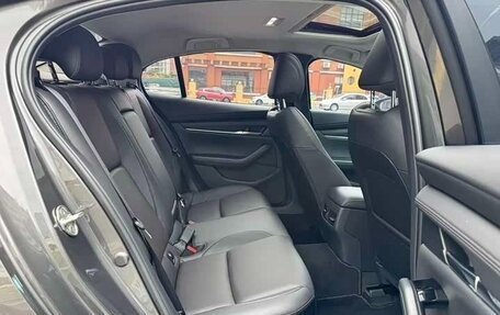 Mazda 3, 2022 год, 1 960 000 рублей, 23 фотография