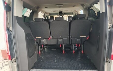 Ford Tourneo Custom I рестайлинг, 2017 год, 2 600 000 рублей, 2 фотография