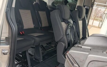 Ford Tourneo Custom I рестайлинг, 2017 год, 2 600 000 рублей, 5 фотография