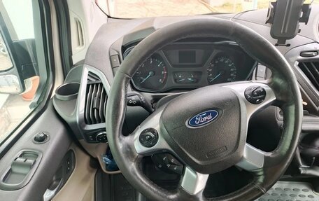 Ford Tourneo Custom I рестайлинг, 2017 год, 2 600 000 рублей, 15 фотография