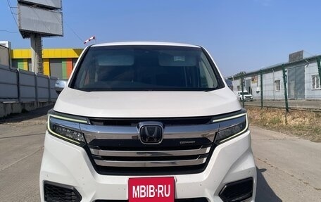 Honda Stepwgn IV, 2019 год, 2 700 000 рублей, 1 фотография