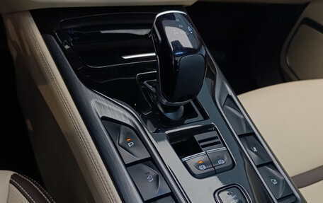 FAW Bestune T77, 2024 год, 1 880 000 рублей, 14 фотография