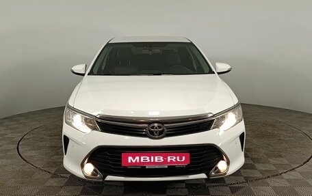 Toyota Camry, 2016 год, 1 690 000 рублей, 2 фотография