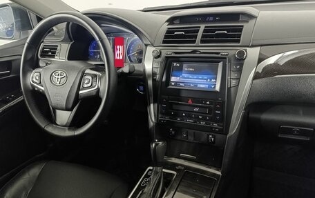 Toyota Camry, 2016 год, 1 690 000 рублей, 11 фотография