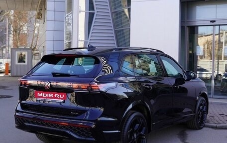 Volkswagen Tiguan, 2025 год, 4 950 000 рублей, 4 фотография