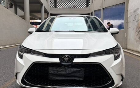 Toyota Corolla, 2022 год, 1 699 000 рублей, 2 фотография
