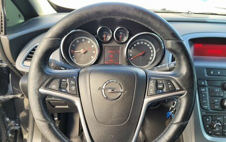 Opel Astra J, 2013 год, 830 000 рублей, 11 фотография