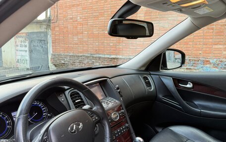 Infiniti QX50 I рестайлинг, 2014 год, 2 150 000 рублей, 15 фотография