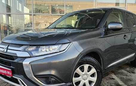 Mitsubishi Outlander III рестайлинг 3, 2020 год, 1 899 000 рублей, 1 фотография