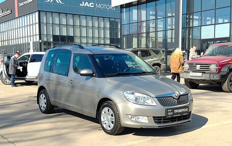 Skoda Roomster, 2013 год, 700 000 рублей, 7 фотография