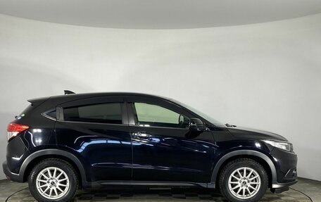 Honda Vezel, 2018 год, 1 700 000 рублей, 10 фотография