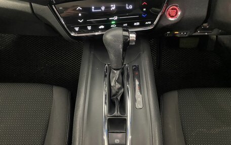 Honda Vezel, 2018 год, 1 700 000 рублей, 16 фотография