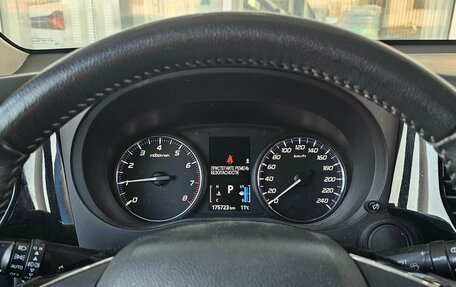 Mitsubishi Outlander III рестайлинг 3, 2020 год, 1 899 000 рублей, 9 фотография