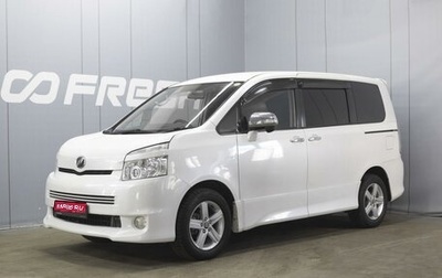 Toyota Voxy II, 2010 год, 1 370 000 рублей, 1 фотография