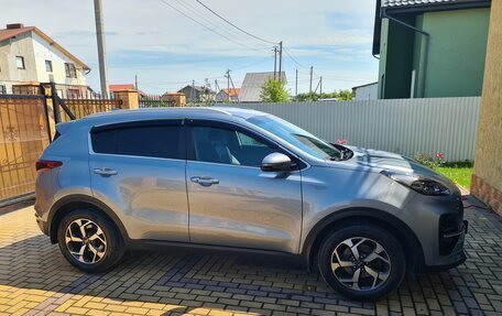 KIA Sportage IV рестайлинг, 2019 год, 2 720 000 рублей, 2 фотография
