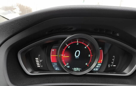 Volvo V40 Cross Country I, 2013 год, 1 350 000 рублей, 5 фотография