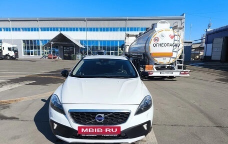 Volvo V40 Cross Country I, 2013 год, 1 350 000 рублей, 4 фотография