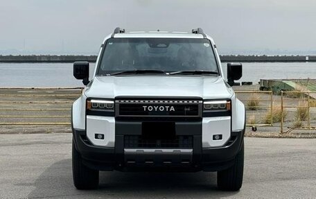 Toyota Land Cruiser Prado, 2024 год, 8 550 000 рублей, 2 фотография