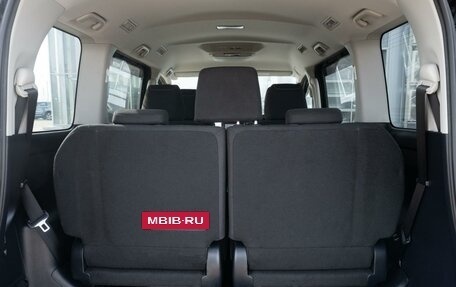 Toyota Esquire I, 2016 год, 2 150 000 рублей, 18 фотография