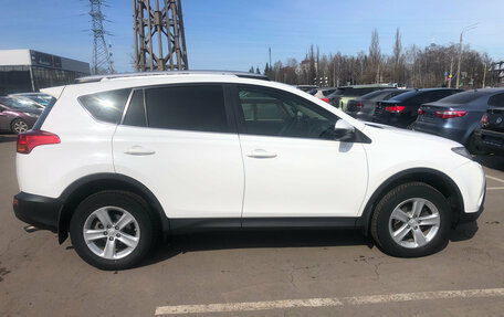 Toyota RAV4, 2013 год, 2 000 000 рублей, 6 фотография