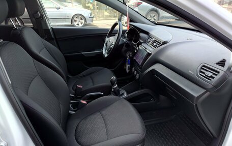 KIA Rio III рестайлинг, 2016 год, 820 000 рублей, 15 фотография