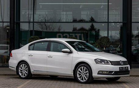 Volkswagen Passat B7, 2011 год, 955 000 рублей, 3 фотография