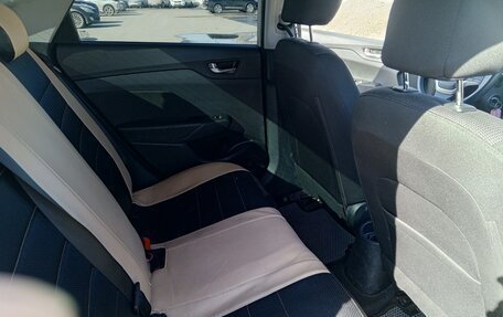 Hyundai Solaris II рестайлинг, 2018 год, 930 000 рублей, 7 фотография